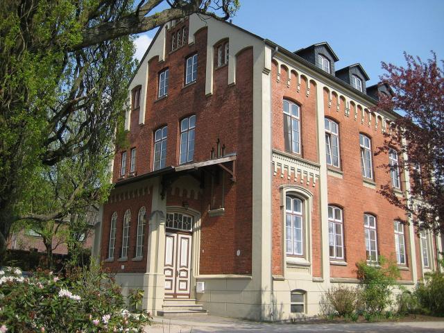 Schöne 2 Zimmerwohnung im historischen Altbau im ruhigen Herzen von Itzehoe