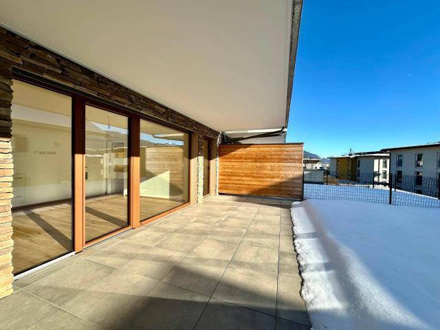 Schöne 2 Zimmer Gartenwohnung mit Steinfassade in zentrumsnaher Südlage