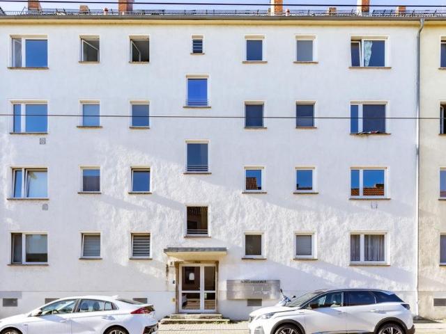 Schöne 2 Zimmer Erdgeschosswohnung, citynah mit guter Anbindung