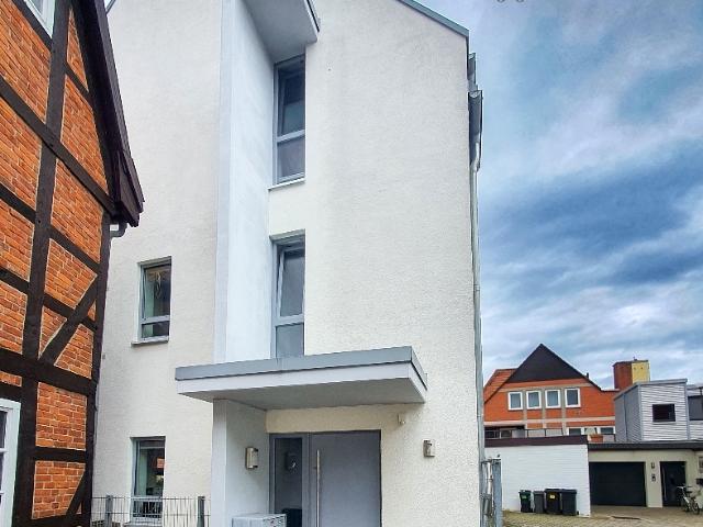 Schöne 2 Zimmer Single Wohnung in der Nienburger Innenstadt zu vermieten