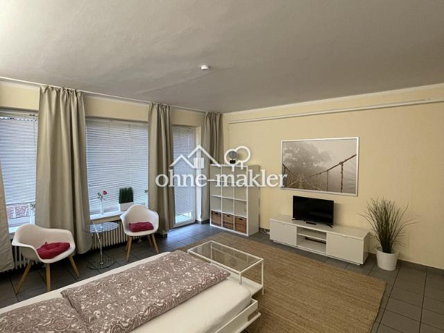 Schöne 2 Zimmer Wohnung mit 2 Balkonen in Düsseldorfer Altstadt nähe Carlsplatz