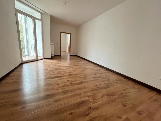 Schöne 2 Zimmer Wohnung mit Balkon!