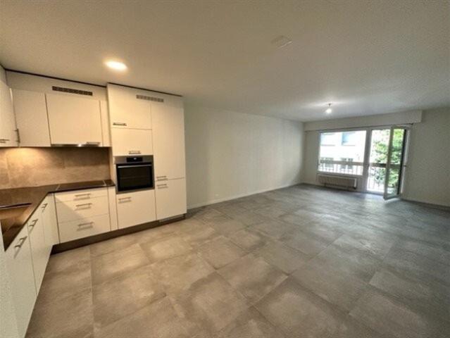 Schöne 4.5 Zimmerwohnung im 1. OG