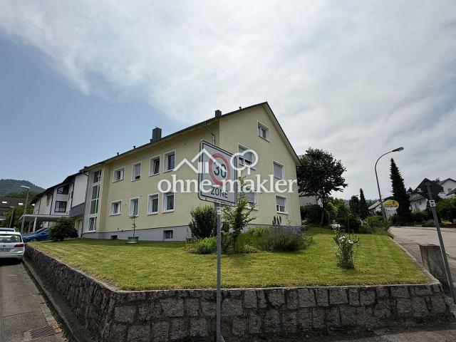 Schöne 4 Zimmerwohnung mit großem Balkon und inkl. Mussler EBK o. Makler!