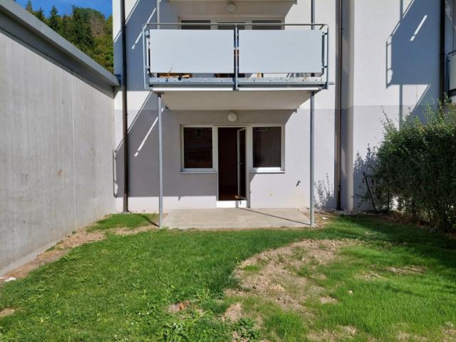 Schöne 4 Zimmer Gartenwohnung in Loich