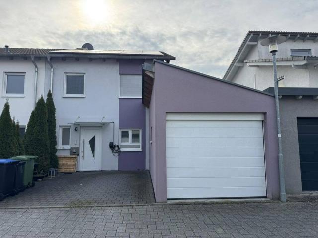 Schöne 6 Zimmer Doppelhaushälfte in Bad Schönborn. /Bad Mingolsheim