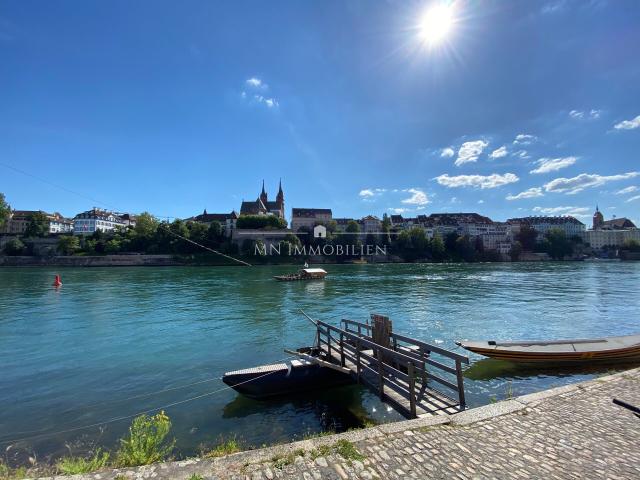 Schöne Altstadt Wohnung am Rhein im Herzen von Basel | dreamo. Ch