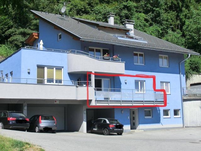 Schöne Garconniere mit Balkon in Ampasser Ruhelage