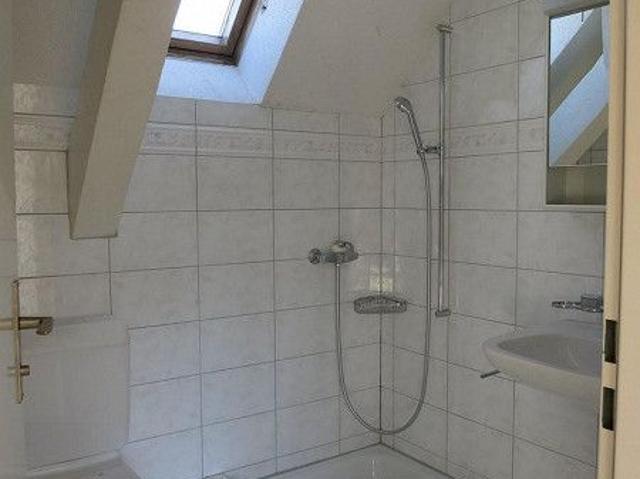 Schöne Dachwohnung in Schlieren zu vermieten per 01.10.2026