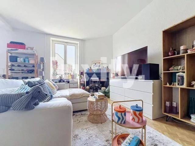 Schöne, komplett renovierte Wohnung