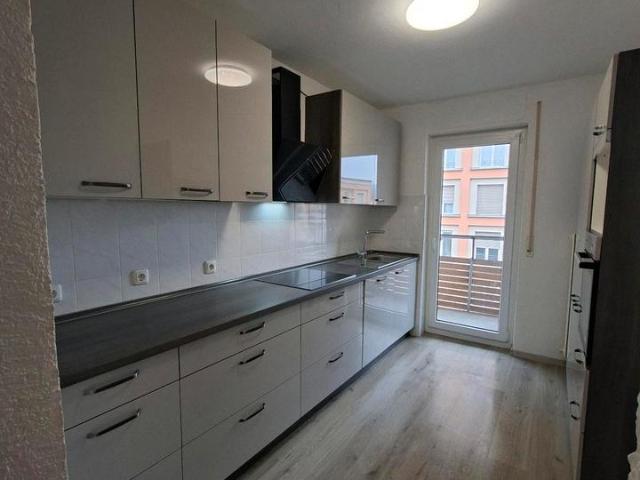 Schöne helle 93m² Wohnung