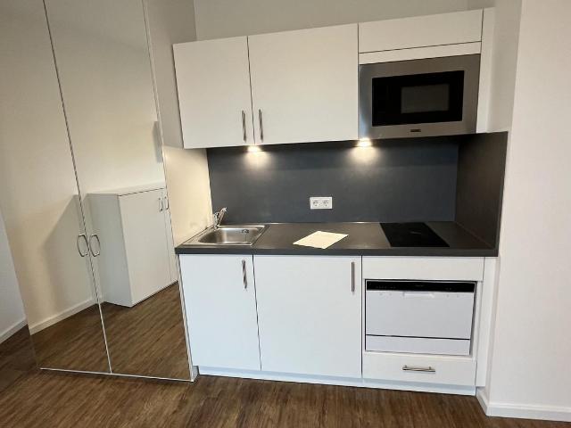 Schöne, helle Single Wohnung nähe Quartiersweg in Schöneberg mit EBK