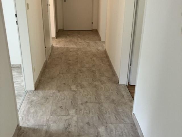 Schöne Neu Sanierte Wohnung! 3 Monate Mietfrei!