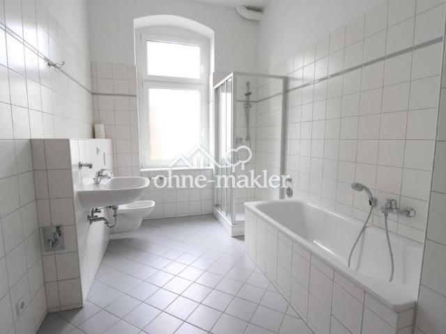 Schöne, ruhige 2 Zimmer Altbauwohnung in Berlin Moabit