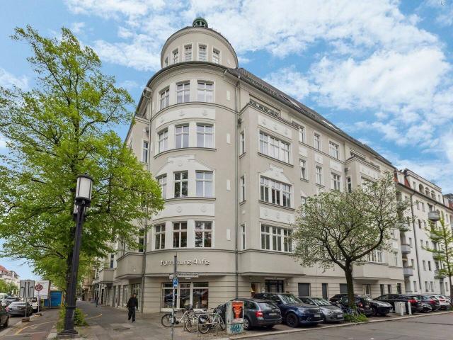 Exquisite Wohnung, Dachgeschoss, Lift, Tiefgarage, Terrasse und Dachterrasse, neuwertig, Wilmersdorf