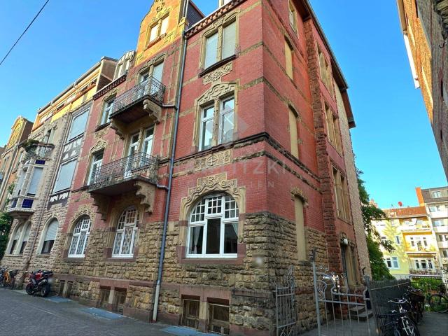 Schöne Wohnung im Jugenstilhaus mit grüner Oase In bester Lage!