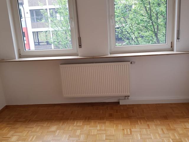 Schöne Wohnung in zentraler Lage auch WG geeignet