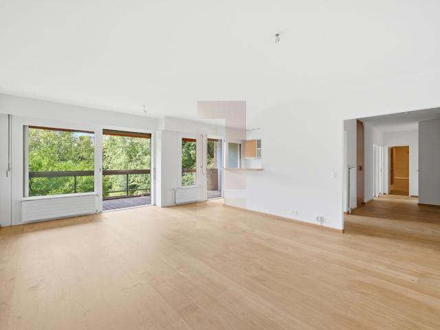 Schöne Wohnung in einer Residenz mit Hallenbad