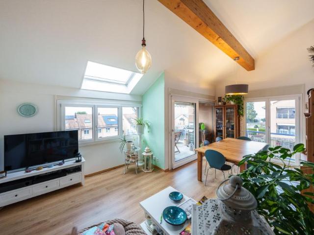 Schöne Wohnung mit 5 Schlafzimmern und großem Zwischengeschoss