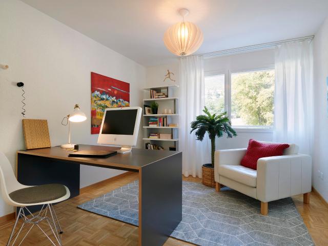 Wunderschöne, teilweise renovierte 3,5 Zimmer Wohnung im ersten Stock im ersten Stock