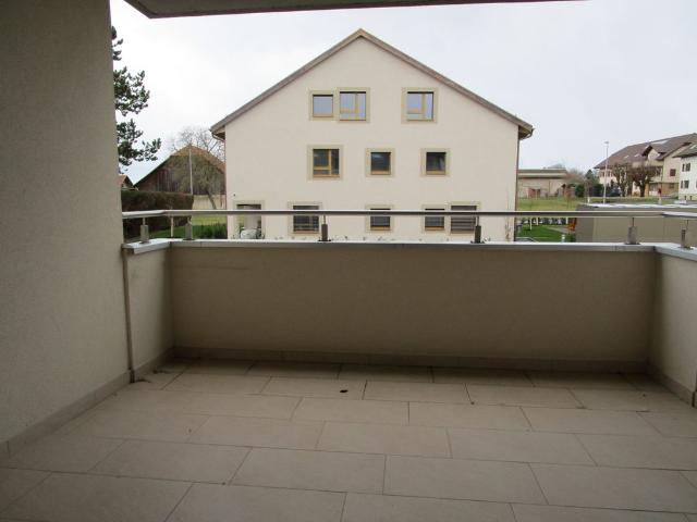 Schöne und moderne 2.5 Zimmerwohnung in der Nähe des Neuenburgersee