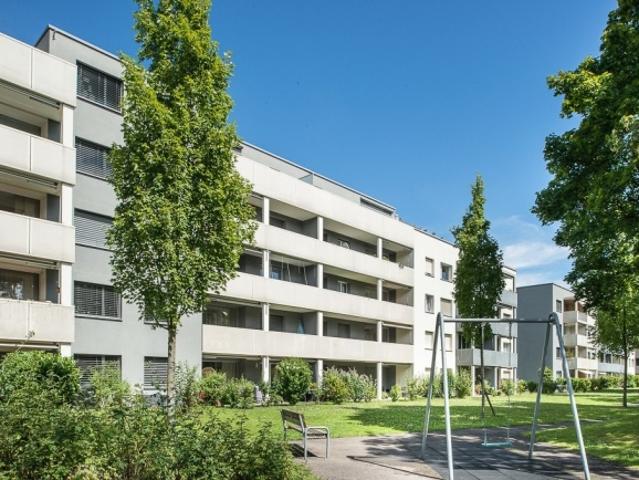 Schöne und zentrale 3.5 Zimmer Gartenwohnung zu vermieten