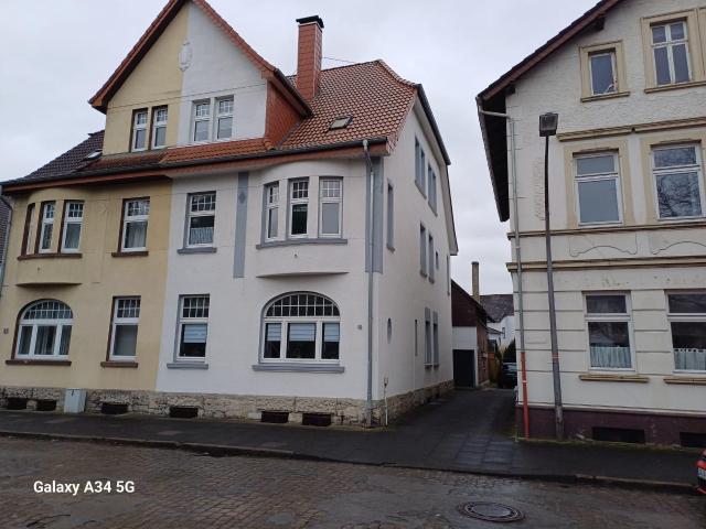 Schöner Altbau zentral in Lage