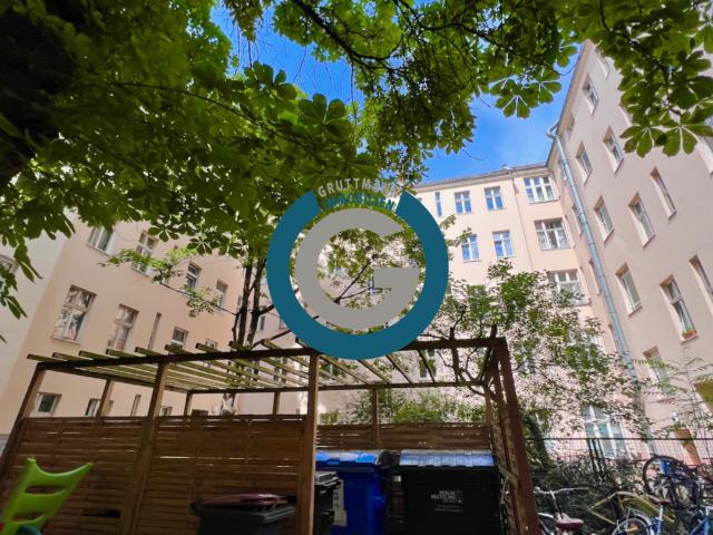 SCHÖNER ALTBAU IN ZENTRALER LAGE NÄHE BOXHAGENER PLATZ ZUR ZEIT VERMIETET
