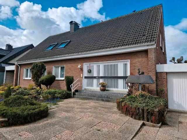 Schöner Bungalow mit Einliegerwohnung in Lippstadt Cappel