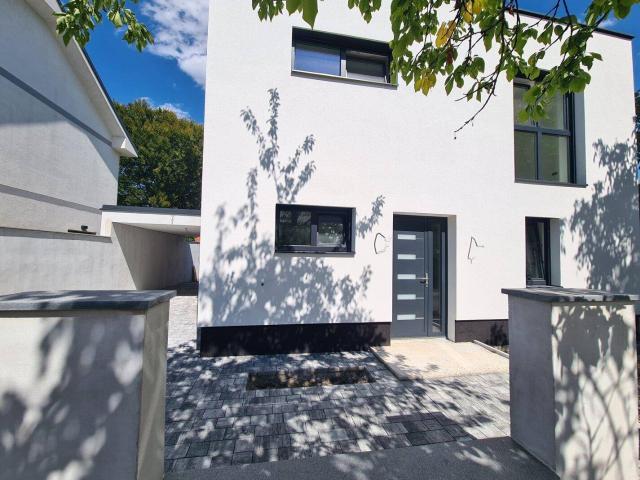 Schönes modernes Haus bei Pottendorf!
