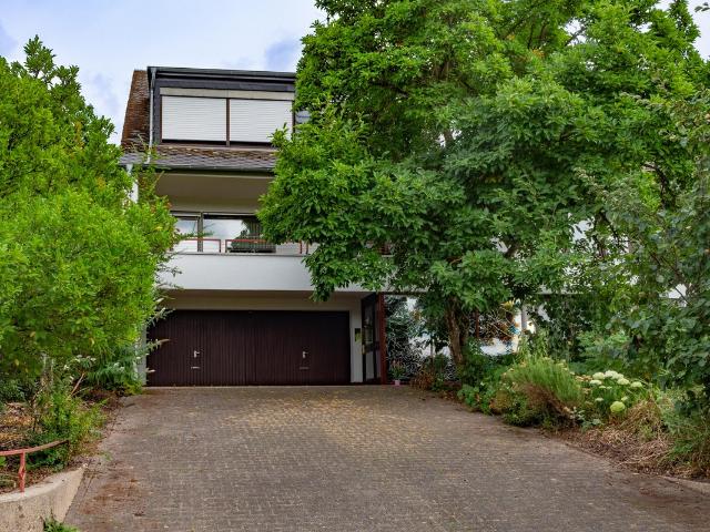 Schönes Apartement in gepflegtem Haus in ruhiger Lage Trier Ost: Scherf Immobilien Trier