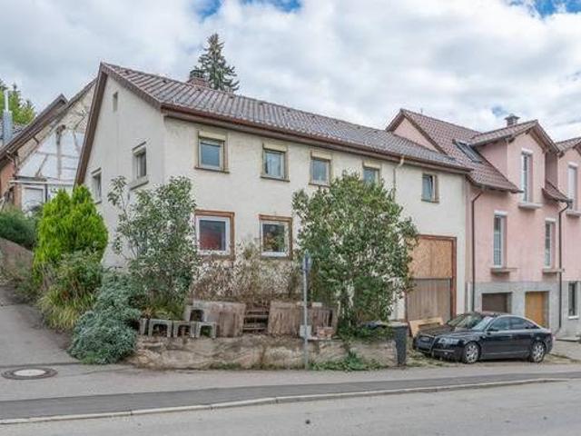 Schönes Bauernhaus in schöner Lage von Trossingen