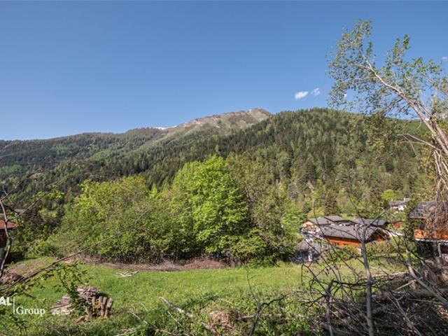 Schönes Baugrundstück in Zone T30
