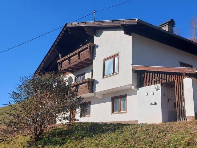 Schönes Einfamilienhaus in sonniger Hanglage in der Gemeinde Krems