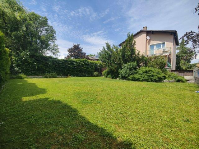 Schönes Einfamilienhaus mit großem Garten, Carport und guter Raumaufteilung in Korneuburg