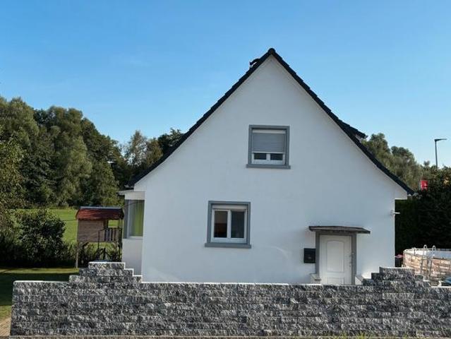 Schönes Einfamilienhaus mit großem Grundstück