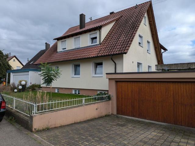 Schönes Einfamilienhaus mit herrlichem Garten