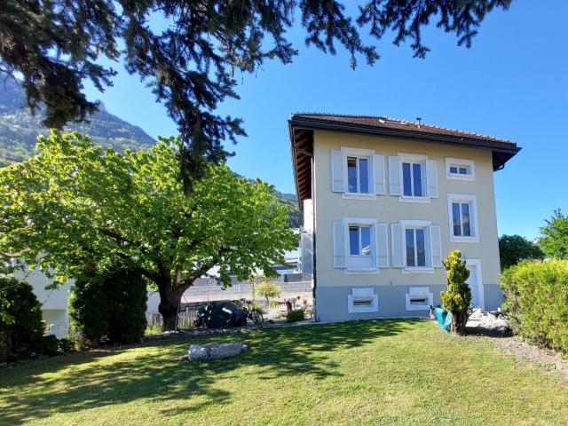 Schönes Familienhaus