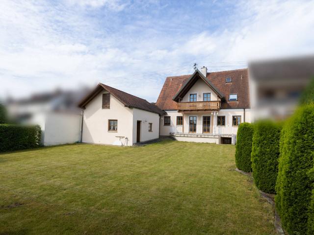 RESERVIERT * Schönes, gepflegtes Einfamilienhaus mit Garten und Garage