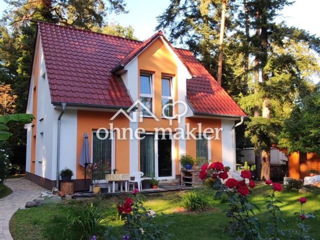 Schönes helles Haus am grünen Stadtrand. Möbliert. Provisionsfrei