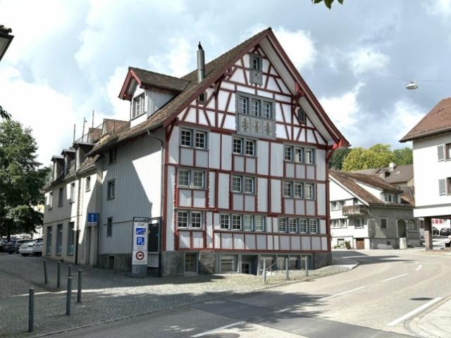 Schönes Riegelhaus an prominenter Lage in Altstätten Kopie