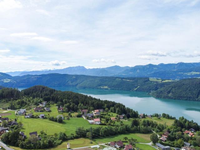 SCHÖNES WOHNHAUS AM SONNENPLATEAU DES MILLSTÄTTER SEES: GRÜNE IDYLLE MIT NATURBLICK INKLUSIVE!