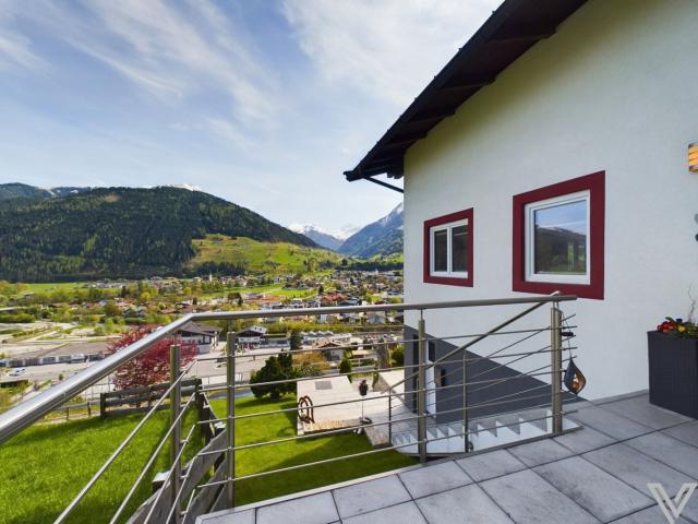 Schönes Wohnhaus in sonniger Lage