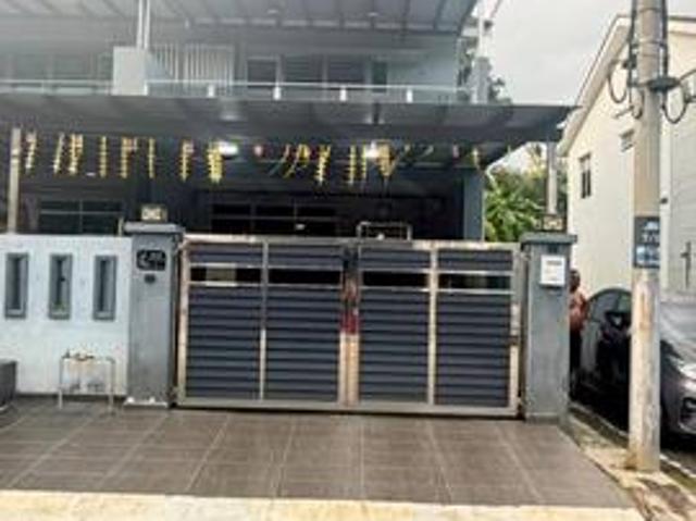 Scientex Utama 2 Storey Terrace House End Lot Fully Renovated Unit