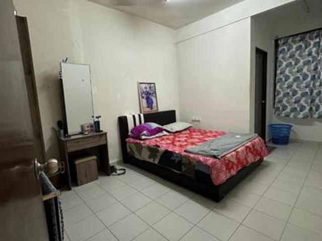 Scientex jaya senai town house