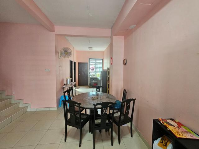 Scientex Senai 4 Beds 2 Baths 80 Furnished Nice Unit Low Depo Rent