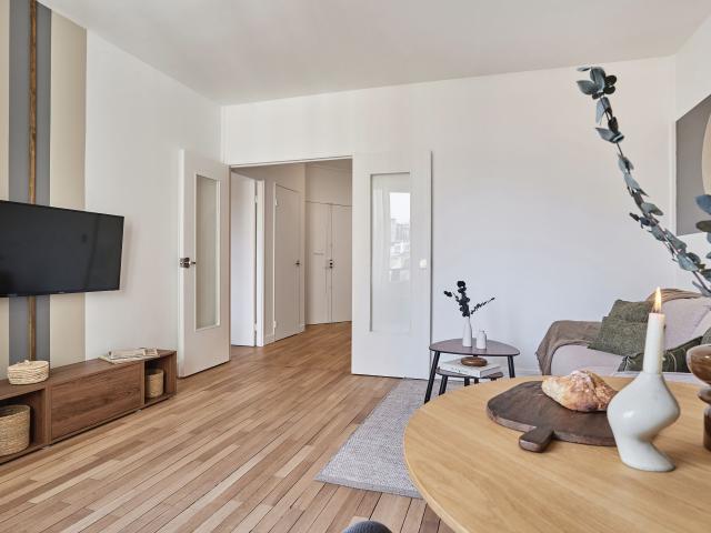 Scylla 1 bedroom apartment in Muette / Passy