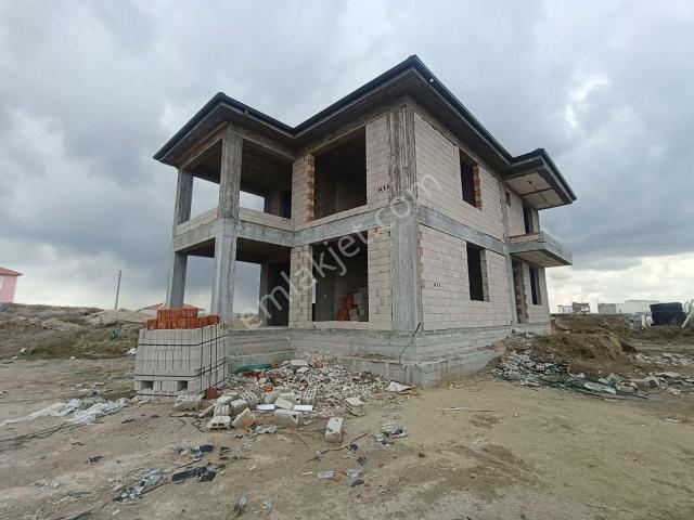 Sağlık Da 4+1 Villa