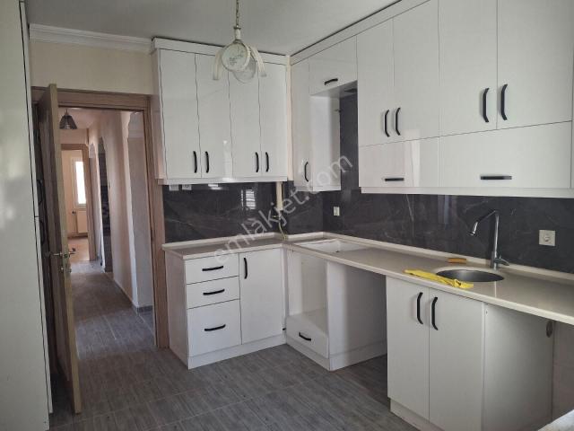 Sağlık Mah 3+1 Kiralıkdaire