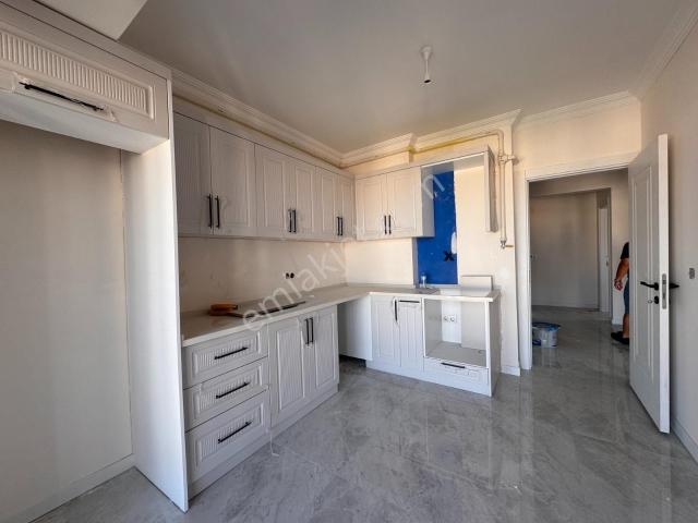 Sağlık Mahallesi Askeriye Caddesi Satılık Sıfır 2+1 Daire